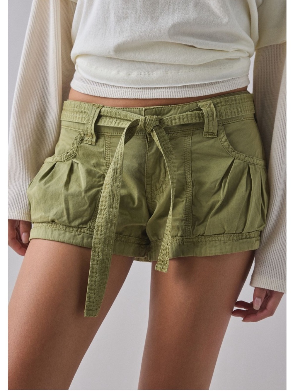 🟠NWT BDG by URBAN OUTFITTERS Redwood Utility Tie-Waist Shorts in Olive
